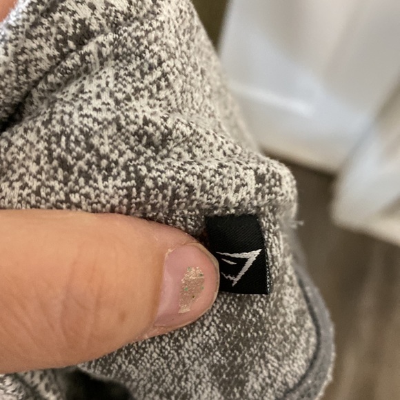 GYMSHARK WORKOUT TOP MEDIUM - Picture 14 of 16